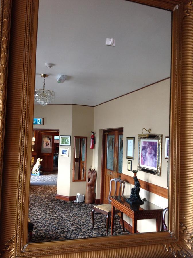 Templemore Arms Hotel 外观 照片